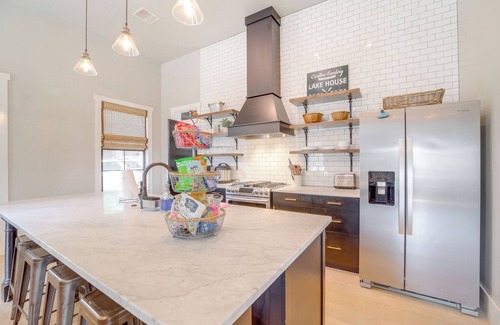 Eufaula House | Walk to Lake: Home w/Community Perks in Canadian!