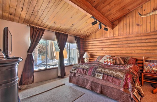 Lava Hot Springs Cabin | Walk to Lava Hot Springs Pools from Cozy Cabin!