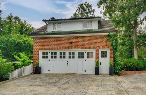High Point House | Walk to Main St: Historic High Point Carriage Home