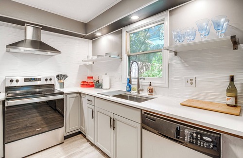West Side Historic District House | Walk to Main St Hendersonville: Chic Home w/Yard