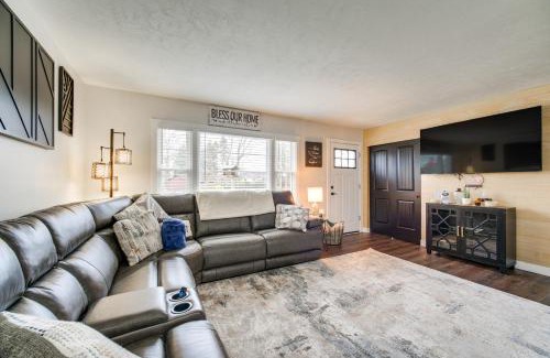 Mentor House | Walk to Marina Home with Hot Tub in Mentor!