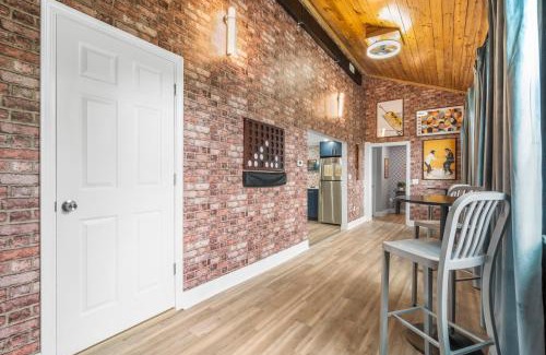 Norwich House | Walk To Mohegan!05mi-modern 3br Home Getaway