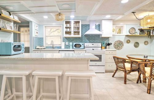 Atlantic Beach House | Walk to Ocean: Home w/Fire Pit in Atlantic Beach