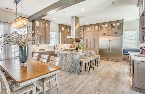 Myrtle Beach House | Walk to Ocean Myrtle Beach House with Hot Tub!