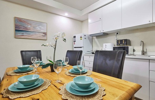 Scarborough House | Walk to Scarborough Beach