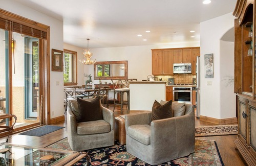 Edwards Condo | Walk to Slopes & Dining - Pool/Hot Tub, Private Deck w/Firepit