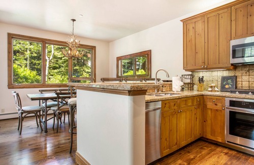 Edwards Condo | Walk to Slopes & Dining - Pool/Hot Tub, Private Deck w/Firepit