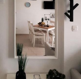 Krizna luka Apartment | Walk to the Beach from a Cool and Modern Apartment