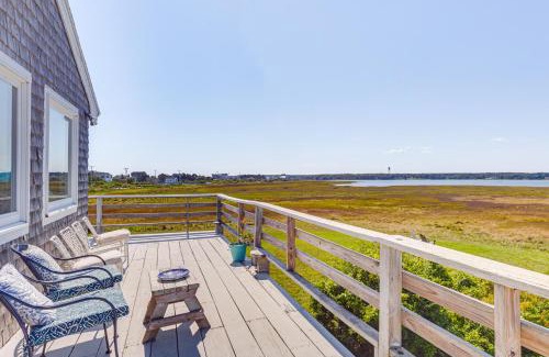Biddeford Pool Apartment | Walk to the Beach Pet-Friendly Gem in Biddeford!