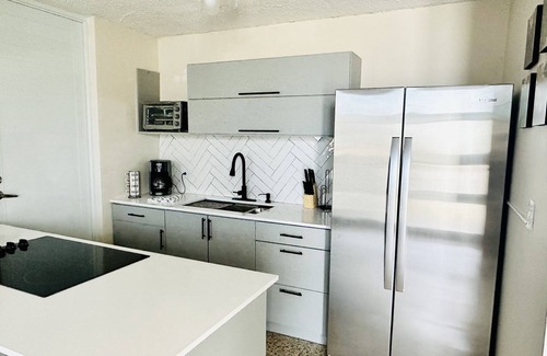 Punta Santiago House | Walk to the Beach taking in the Ocean Breeze