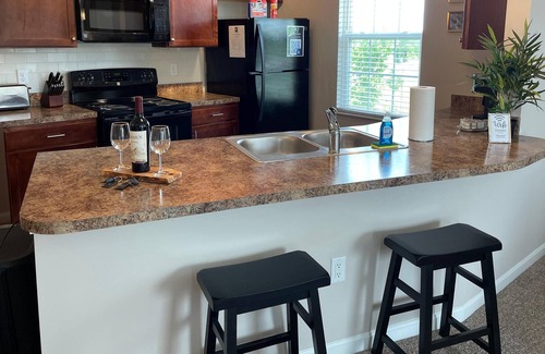 Westerville Apartment | *Walk To The Park*2BR*Washer+Dryer*Pool*Gym
