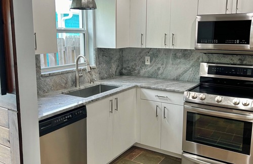 Lake Worth House | Walk to the water, chill in the pool & sauna