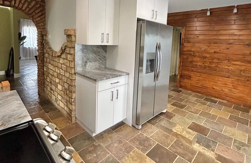 Lake Worth House | Walk to the water, chill in the pool & sauna