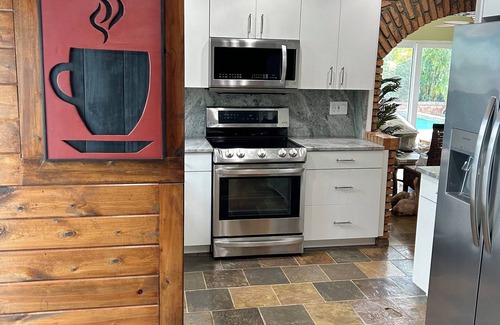 Lake Worth House | Walk to the water, chill in the pool & sauna