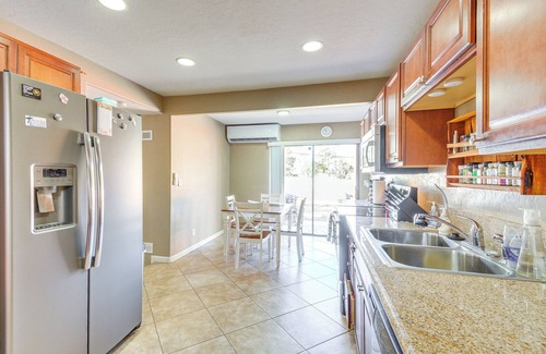 Prescott House | Walk to Watson Lake: Home w/Hot Tub + Fire Pit!