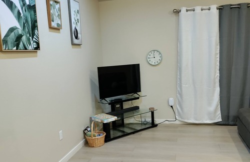 North Spokane House | Walk to Whitworth University,close to park, new Pickleball courts, and shopping