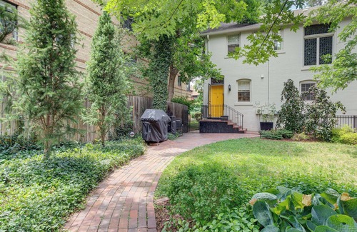 Cheesman Park Apartment | Walkable Apt w/Off-Street Parking in Cheesman!