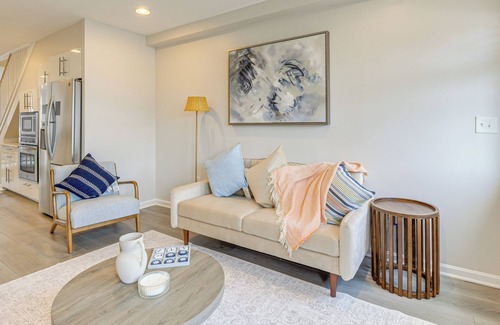 Downtown Baltimore House | Walkable Baltimore Rowhouse w/Fenced-In Patio!