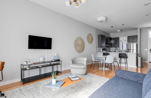 Church Hill Apartment | Walkable Location, Chic Décor, Superior Service