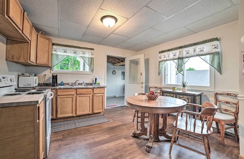 St Ignace Condo | Walkable St Ignace Condo w/Lake Huron Views