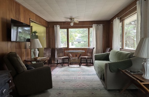 Grand Marais House | Walking distance to everything!