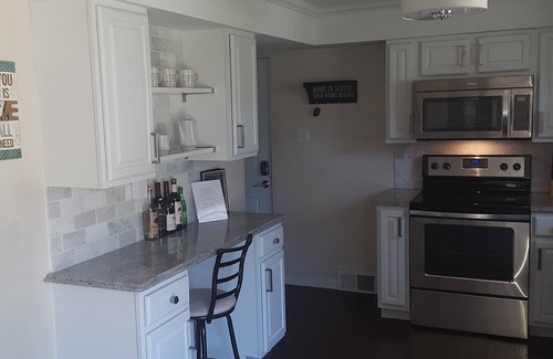 Breese House | Walking distance to Breese Legion and Main st
