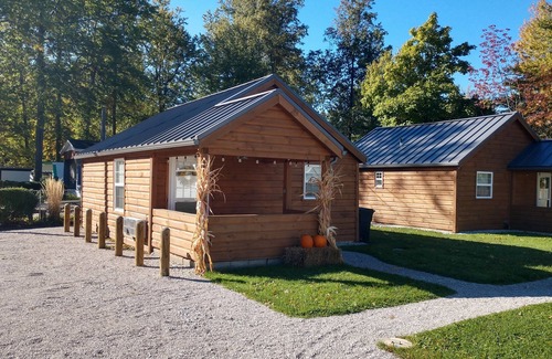 Geneva-on-the-Lake Cottage | Walking Distance to Famous GOTL Strip