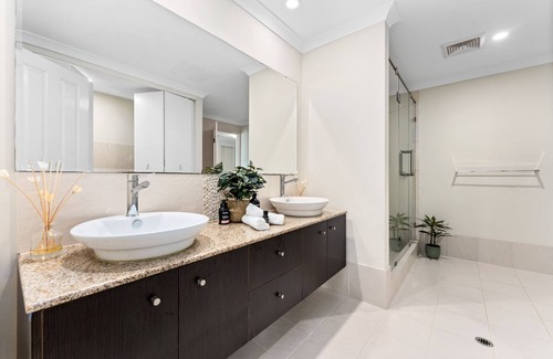 Perth Apartment | Walking distance to Perth Centre/CBD