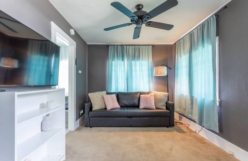 Bonita House | Walking distance to ULV & the Fairplex