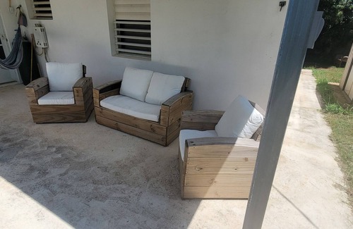 Aguadilla Pueblo House | Walking Surfers nQuiet and comfortable house near to beaches and restaurants.