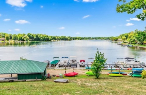 Lake Orion Apartment | Walkout Basmt Apt in Lake Orion