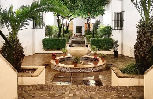 Santa Catalina Apartment | WALL OF LOS NAVARROS 26-APARTMENTS