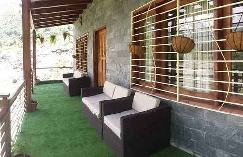 Mansehra Villa | Walnut Cottage Kaghan!