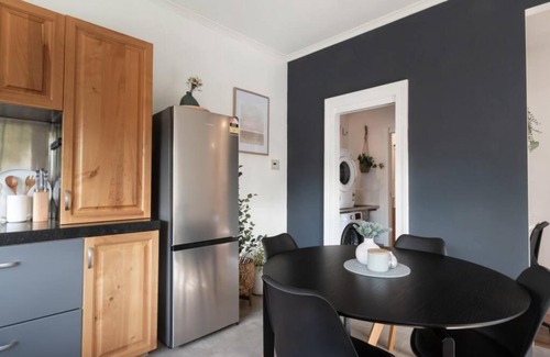 South Launceston Apartment | Walter Cottage: As Cosy As It Is Convenient