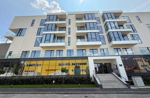 Aviatiei Apartment | Walter Loft Luxury Residence- Self Check in & Underground Parking