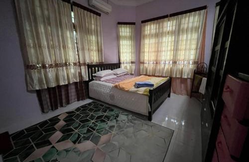 Pasir Mas House | Wan Guest House