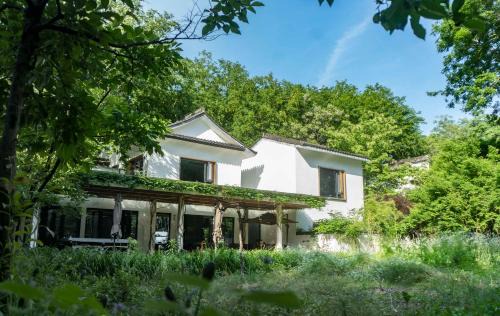 Huizhou District Hotel | Wangshan Life Diaoxueyuan Design Hotel