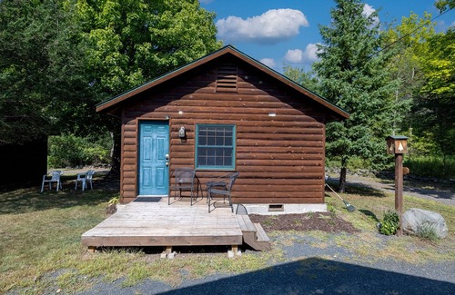 St Croix Falls Cabin | Wannigan Point Cabin #4