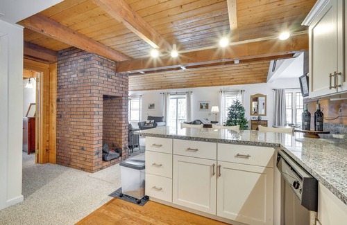 Wardsboro House | Wardsboro Family Home: 7 Mi to Mount Snow!