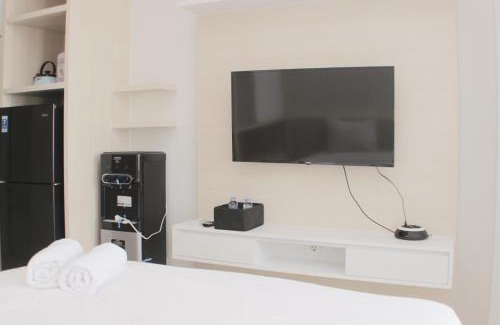 Cikarang Apartment | Warm and Cozy Stay Studio at Vasanta Innopark Apartment By Travelio