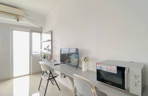 Depok Apartment | Warm And Good Studio Room At Park View Condominium Apartment
