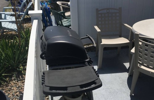 Dennis Port Condo | Warm and inviting 2 bedroom condo just steps from the Beach. Seaside 2 BR Condo