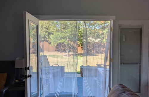 North Austin Civic Association House | Warm and Welcoming 3 Bed House in North Central Austin
