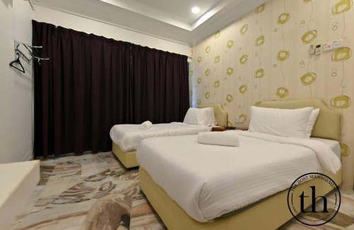 Kampung Alor Akar House | Warm House Alor Akar Linked House 6BR-15pax