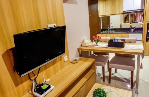 Cawang Apartment | Warm Interior 3BR Apartment H Residence near MT Haryono and Cawang By Travelio