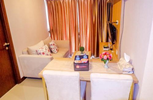 Cawang Apartment | Warm Interior 3BR Apartment H Residence near MT Haryono and Cawang By Travelio