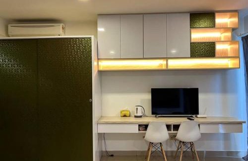 Shah Alam Apartment | Warm Stay with Netflix l Trefoil Setia Alam