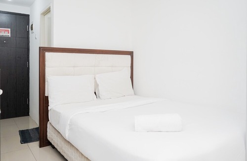 Ciputat Hotel | Warm Studio at Baileys Apartment