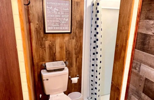 Orlando Apartment | Warm studio near to the airport with AC and WiFi