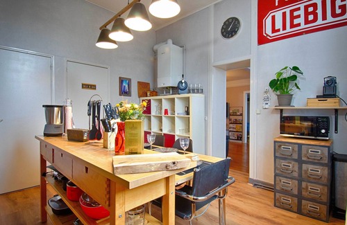 Republique Apartment | Warmth in the heart of Le Mans: Station, Centre & Parking